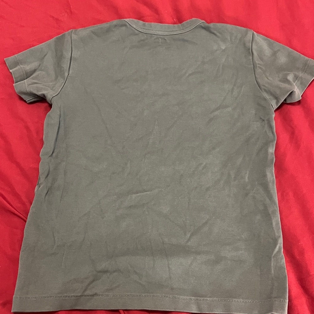 Uniqlo Basic Tee - Picture 3 of 4